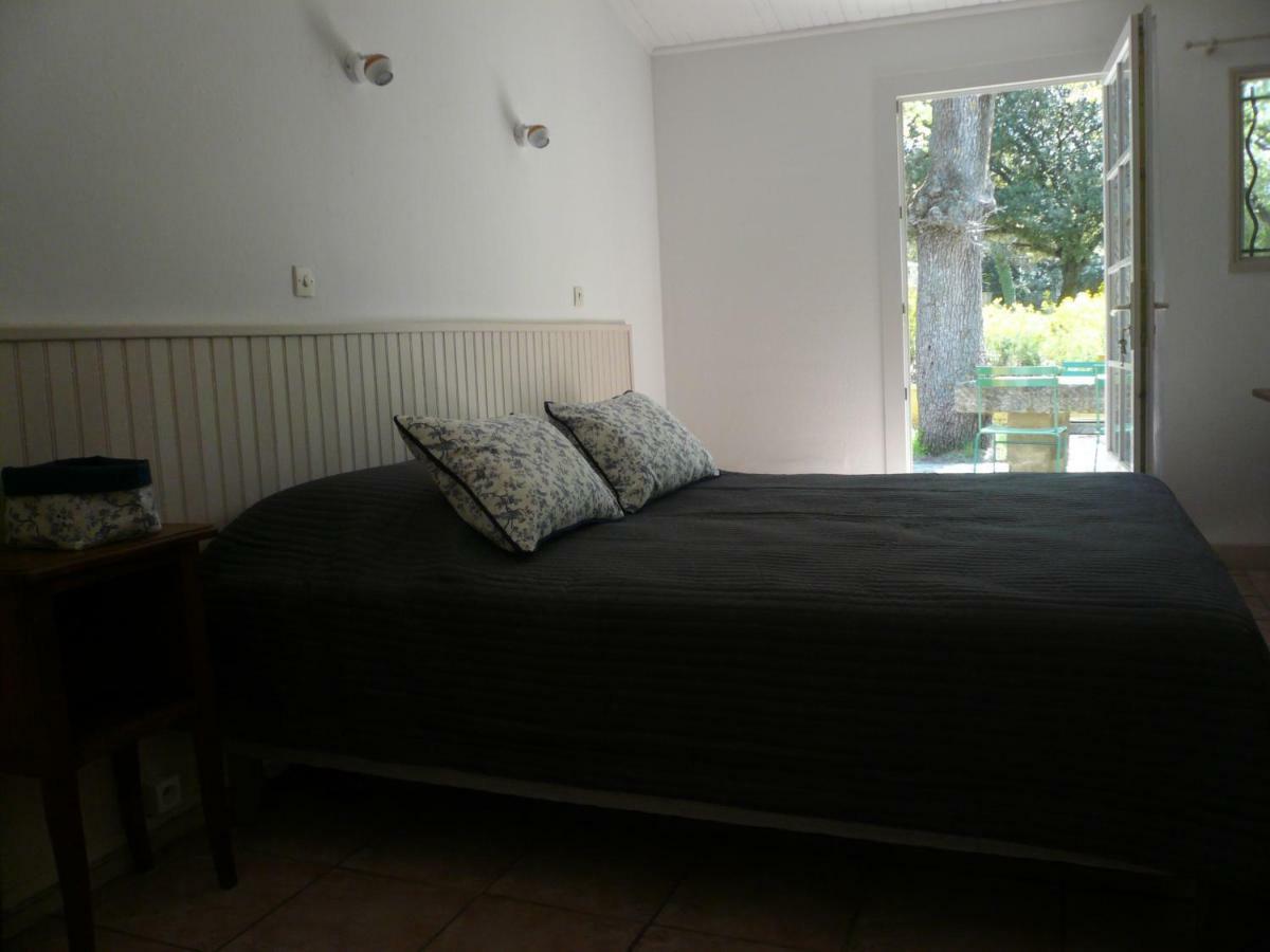 Chambres D'Hotes De La Gardy Eyragues Dış mekan fotoğraf